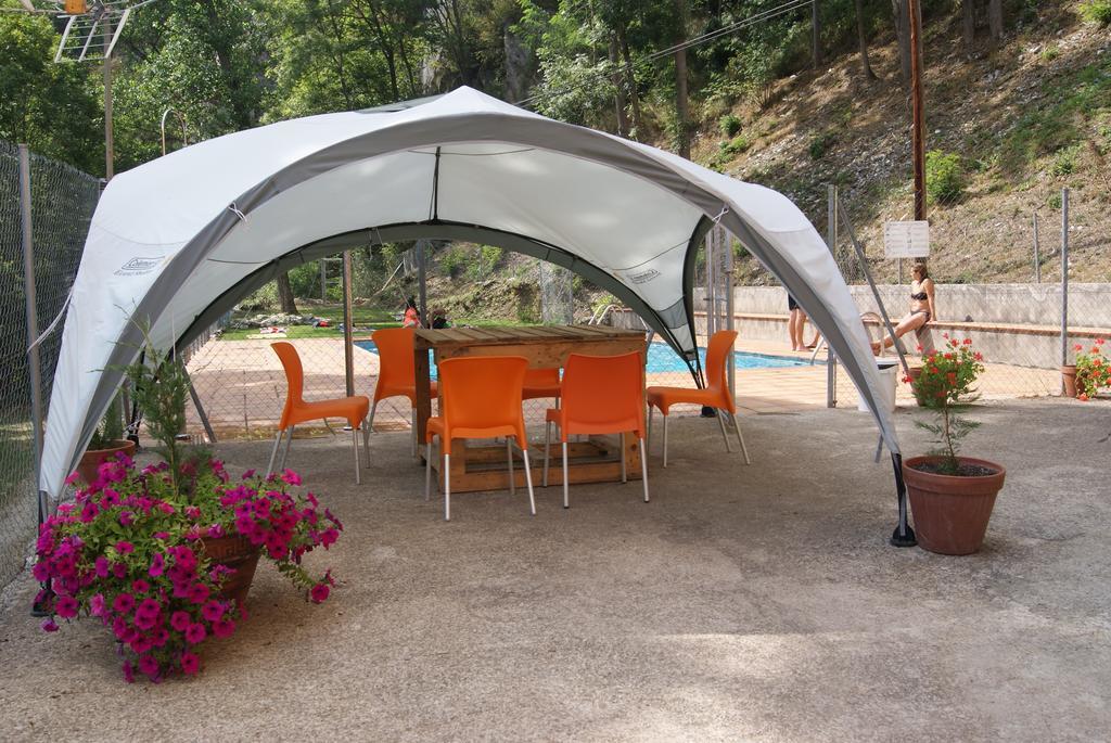 Hostel Roques Blanques